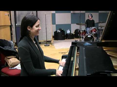 The JKE Sessions - Cherry by Zoe Rahman Trio, with special guest Idris Rahman.