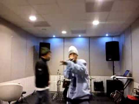 HZD X Kazan, Próba "Historie z dna"