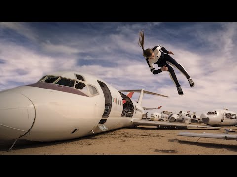 World's Best Girl Parkour Athlete - 14 Years Old!
