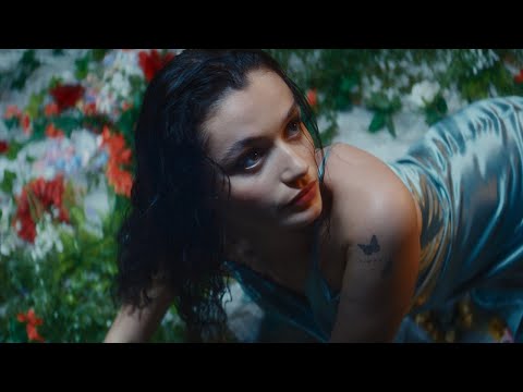 Nour - Vers le haut (Clip Officiel)