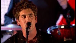 CIRCA WAVES - STUCK (live @ Radio 1&#39;s Big Weekend 2017)