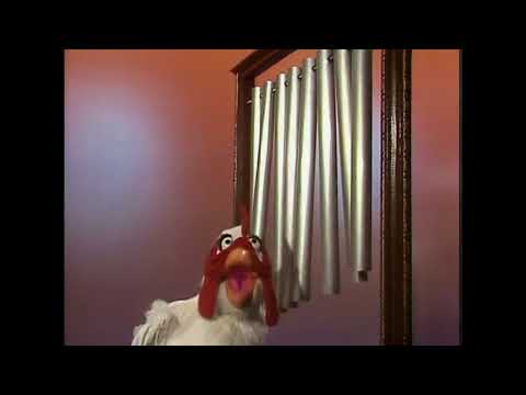 Muppet Songs: A Chicken Plays the Chimes