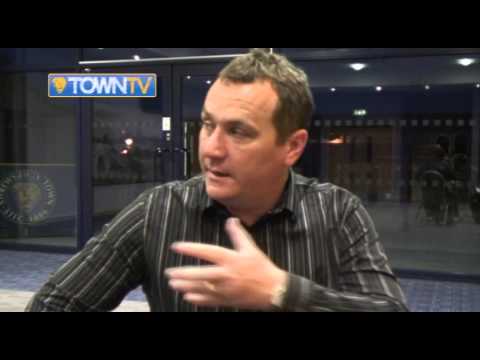 Micky Mellon on Sign & Dine - Town TV