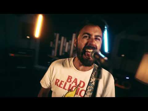 Hit The Dirt - Crash (Official Music Video)