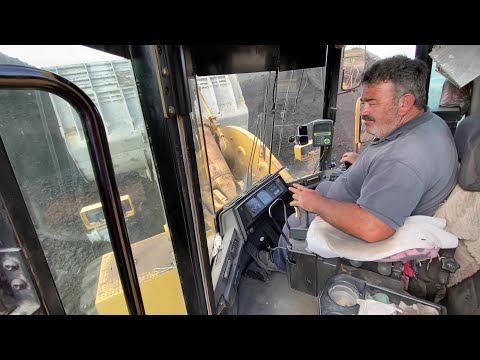 Caterpillar 990 Wheel Loader Loading Coal On Trucks - Operator Orestis - Ektor EPE