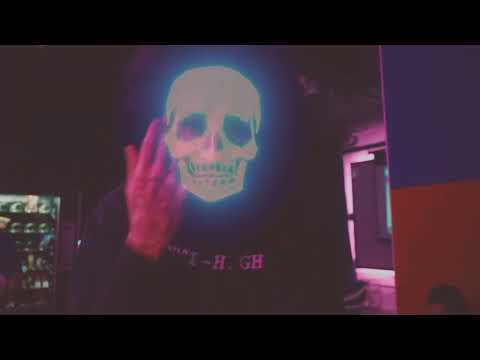 iLL CHRIS FEAT WIFISFUNERAL - HABITAT (PRODUCED BY WIFISFUNERAL)