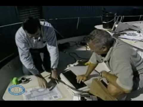 Retro-Fitting A Lewmar Windlass: Sampson Post Removal