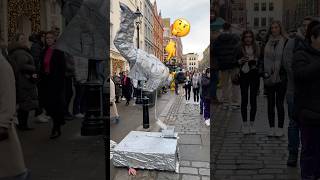 👇👇👇 #silvermanstatue