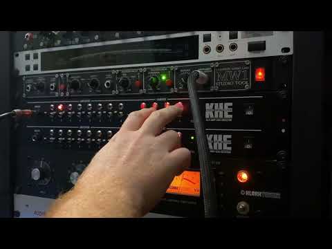 KHE Audio | AFX 8 | FX-Loop Switcher with Master Effects Loop  | Selector Router image 5