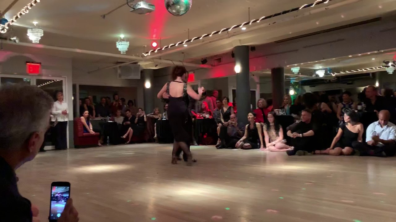 Video thumbnail for gustavo naveira e giselle anne: gallo ciego, juan d’arienzo