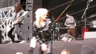 Duff McKagan's Loaded feat. Michael Monroe - Attitude & New Rose