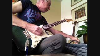 Video thumbnail for legend Stratocaster sound test by Jim Quinlan