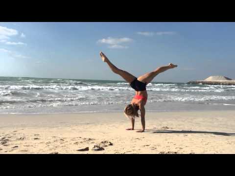 Beach Yoga in Dubai, Handstand Splits with Kino