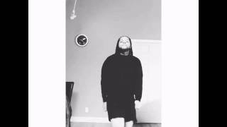 Chicago Rapper King Louie Dancing To Rihanna Anti!