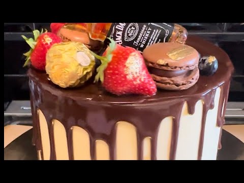 How to decorate a drip cake ❤️