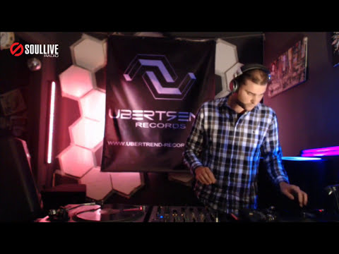 Asygen Dj Set @ Ubertrend Showcase  / Guest Mix