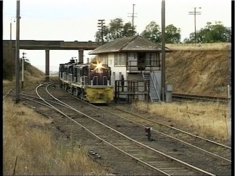 Australian Alco 48 class diesel locomotives - Demondrille to Greenthorpe - January 1998