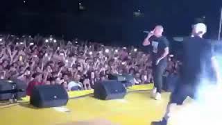 Noyz Narcos &amp; Luche · CASA MIA LIVE - VENGO DA LI DOVE LITIGANO