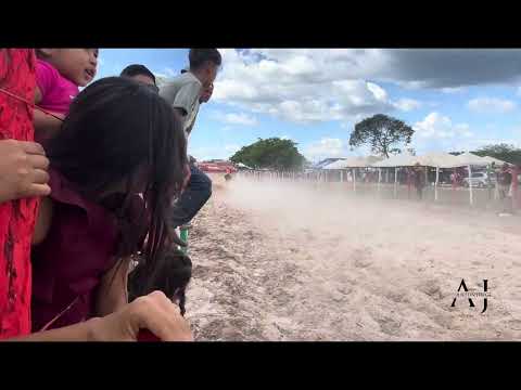 Tradicional corrida de cavalo na festa do vaqueiro em alto longa Piauí ￼