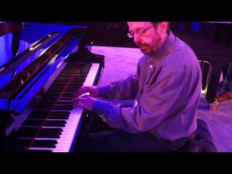 NAMM 2014 Kenneth Crouch and Kevin Kern at Yamaha pianos part 02