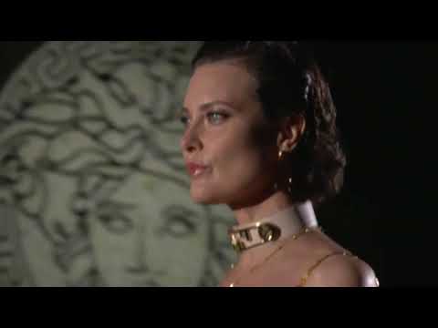 FENDACE Full Runway Show Video from Milan
