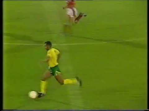 1991/92 Norwich City v Charlton Athletic LC 2nd Rd 2nd leg (Highlights 3min)