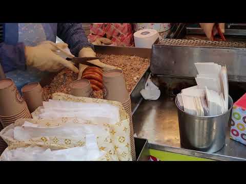 Making of Seed Pancake (Hotteok) in Busan BIFF Square South Korea | 2bearbear.com