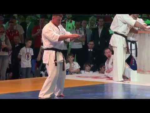 Tomasz Najduch - pokaz na Mistrzostwach Europy Shinkyokushin 2015