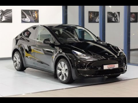 Tesla Model Y Long Range AWD - Image 2