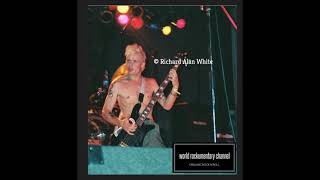 Red Hot Chili Peppers &quot;mommy where&#39;s daddy&quot; 1987