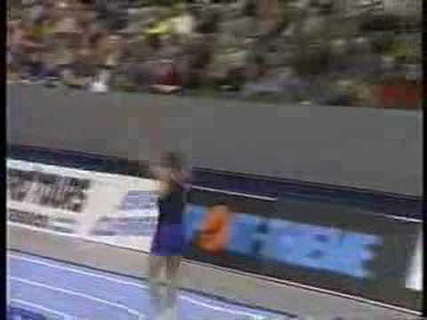2002 World Cup Tumbling - Rob Small GBR Pass1
