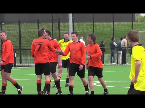 Opjestropdas 12 april 2014 VV De Meern 9 - Kockengen 4 com 7-3 Doelpunt Joost, assist Pjotr (5-0)