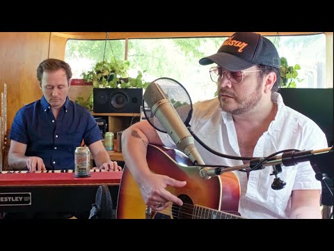 David Ramirez - I Wanna Live In Your Bedroom