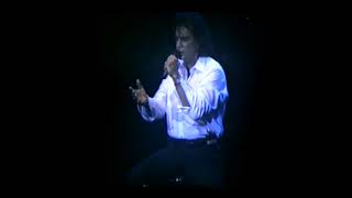MUNDOTVRETRO. José Luis Rodriguez - "Hay muchas cosas que me gustan de ti". Teatro Gran Rex. 2004.