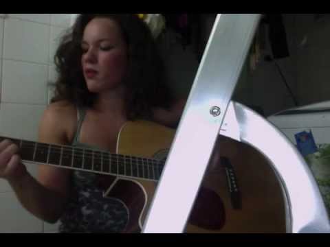 Júlia Tazzi - Mary Jane Acoustic version