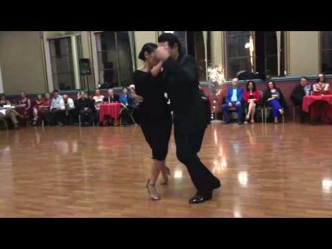  Natalia Hills  and  Alejandro Aquino  are  dancing  to  the  milonga  "  De Pura Cepa  "  by  Aníbal Troilo