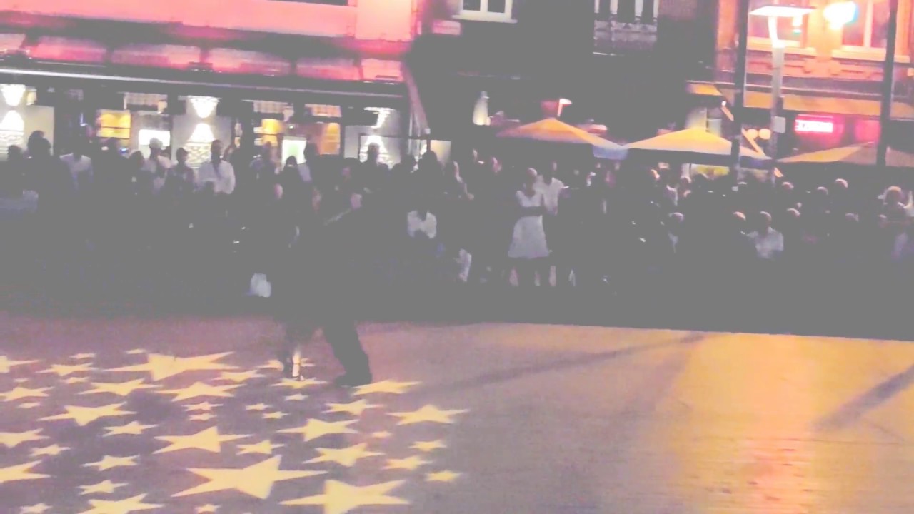 demo 2 op zaterdag 17 juni 2017 van Cécile Rouanne et Remi Esterle op 18 open air Hasselt