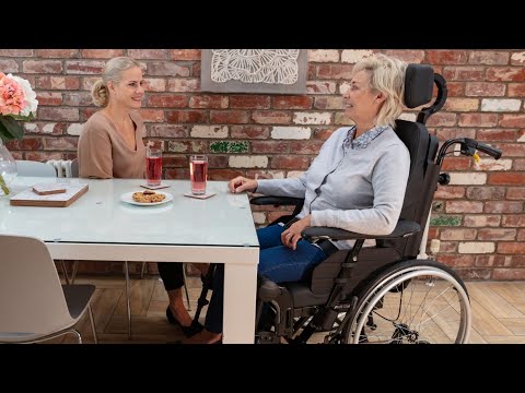 Багатофункціональне крісло колісне Invacare Rea Clematis