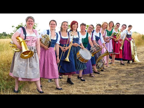 Unter der Burg  (Pod Hradem) -  Weinviertler Weibermusi