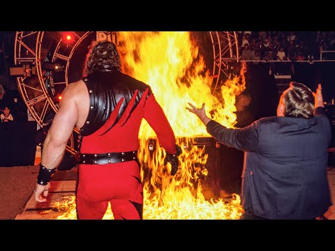 Kane sets The Undertaker ON FIRE!: Royal Rumble 1998