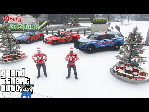GTA 5 LSPDFR #743 Christmas Themed Police Cars & Sweaters Patrol - How Was Your Christmas?