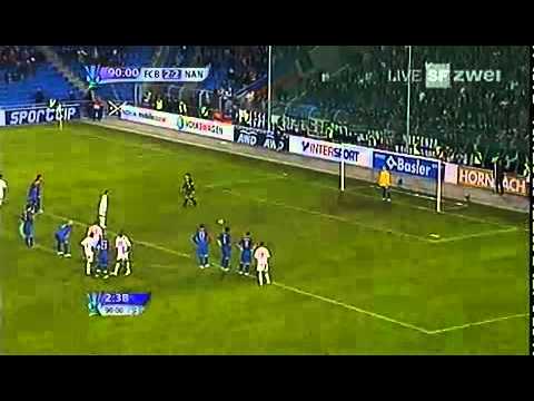 Petric hält Elfmeter