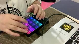Video thumbnail for ROLI  Lightpad BlocksとTouch Bloks 買った！ by スペカンFinger Drummer