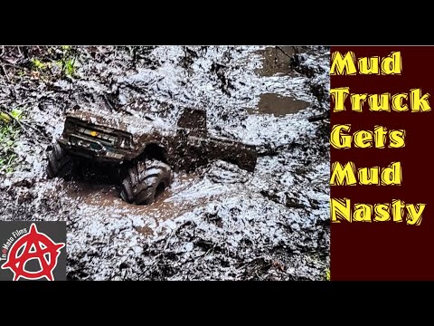 Traxxas TRX4 Mud Bogging - Chevy C10 Puts the JConcepts Fling King Tires to work!! [RC Anarchy]