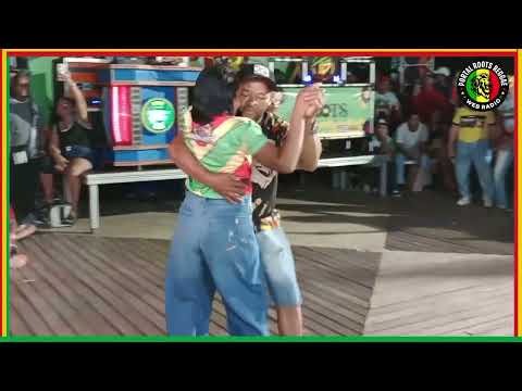 REGGAE ROOTS BEM JUNTINHO