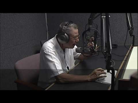 How Democracy Works Now, Clip #4: Aquí Estámos con Alfredo Gutierrez - Languages