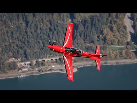Pilatus PC-21 Turboprop - Thrilling Sound and Performance [4K]