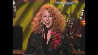 Under The Boardwalk   The Johnny Carson Show - Bette Midler - 1988