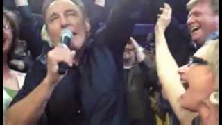 Bruce Springsteen drinks a fans beer, sings Raise Your Hand 3-28-12 Philadelphia
