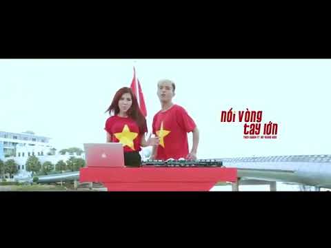 Nối Vòng Tay Lớn và Việt Nam Ơi